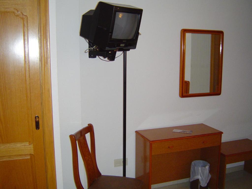 Hotel Lazaro Calamocha Oda fotoğraf