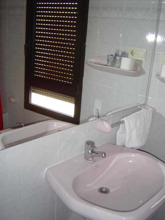 Hotel Lazaro Calamocha Oda fotoğraf